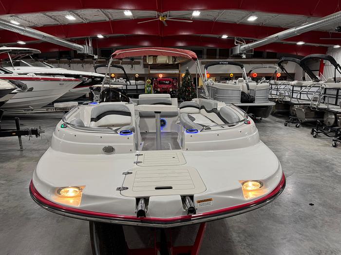 Used 2014 Starcraft 2000 Limited