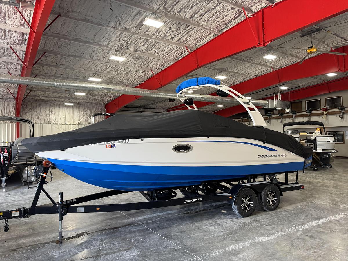 Used 2018 Chaparral 246 SSI Surf
