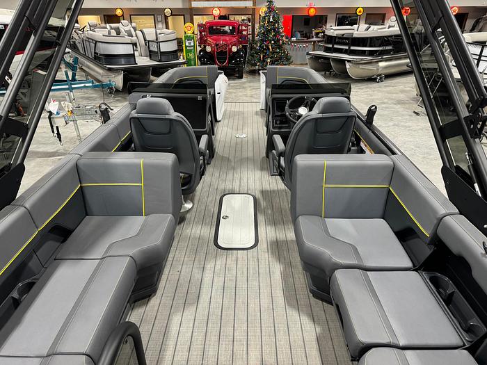 Used 2024 Manitou Explore 24 Navigator