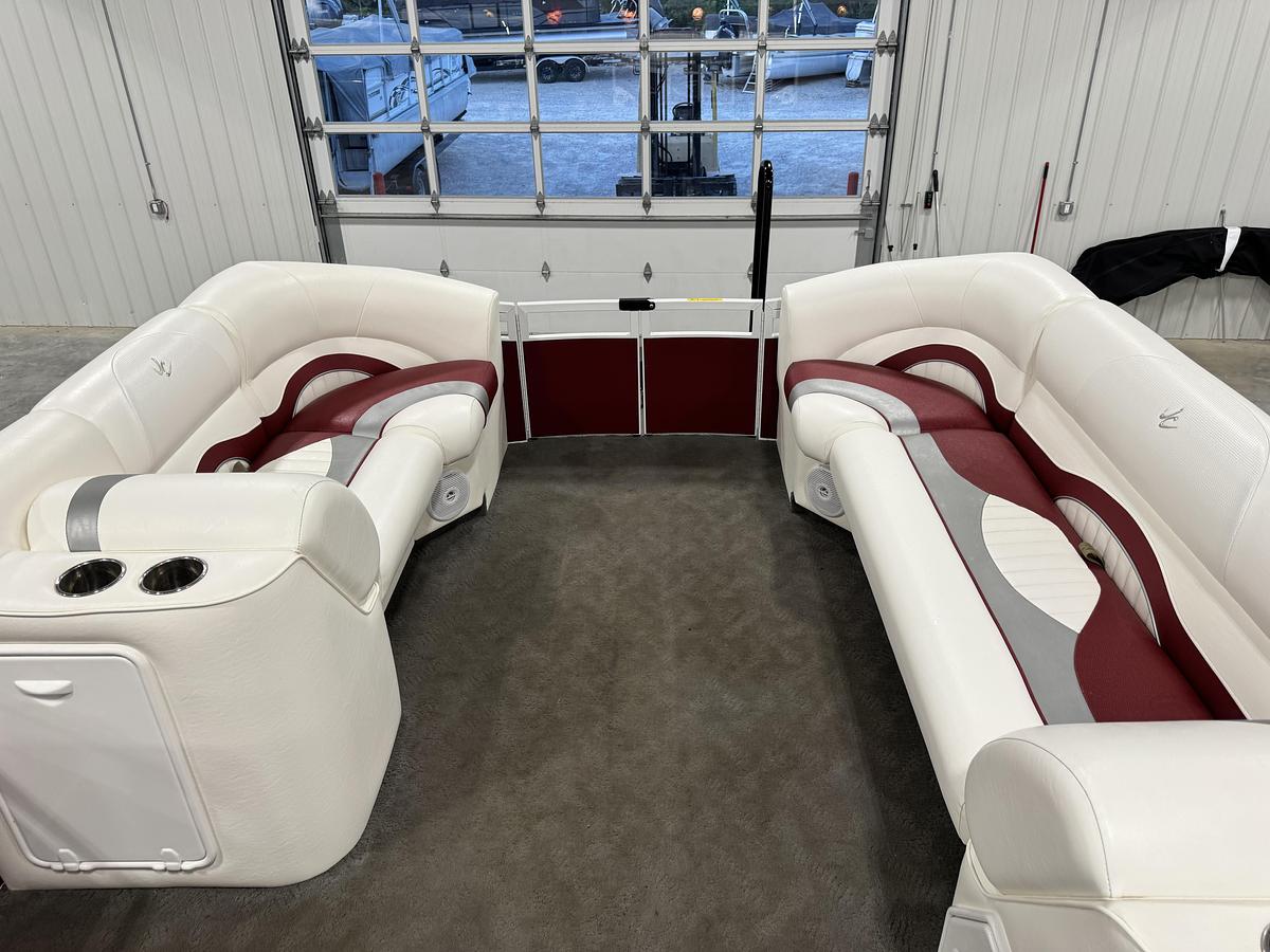 Used 2012 JC Tritoon 21 Neptoon