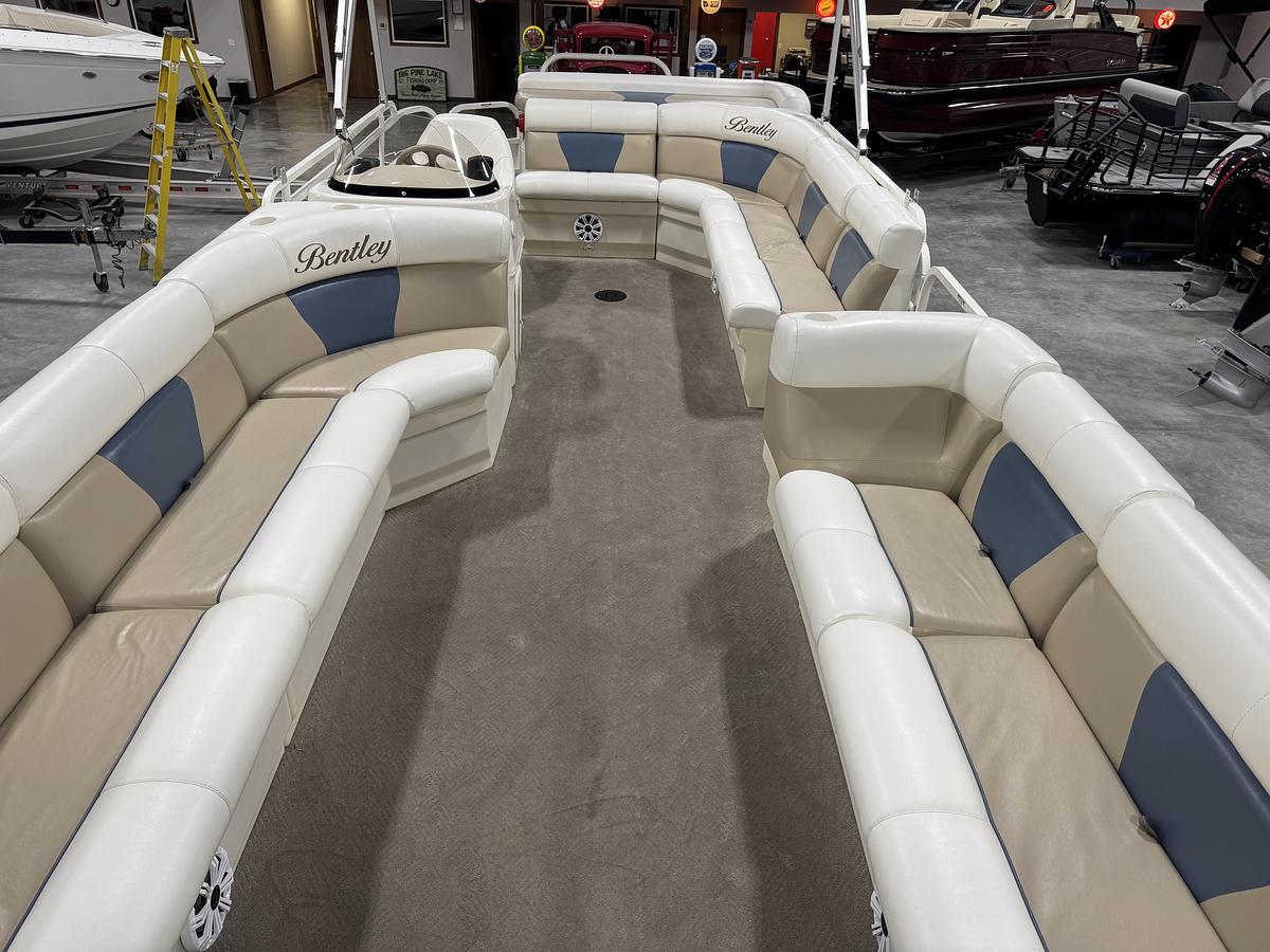 Used 2008 Bentley 243 Cruise