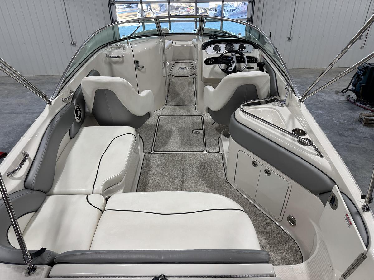 Used 2008 Sea Ray 240 Sundeck