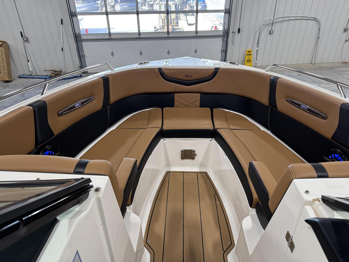Used 2021 Chaparral 287 SSX