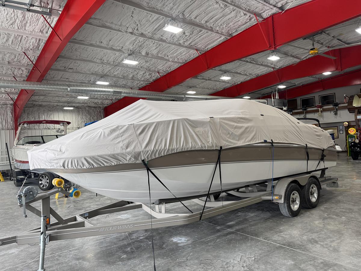 Used 2004 Four Winns 264 Funship