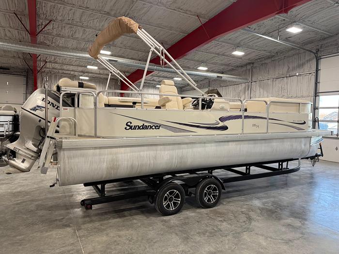 Used 2010 Sundancer Pontoons 243 tritoon