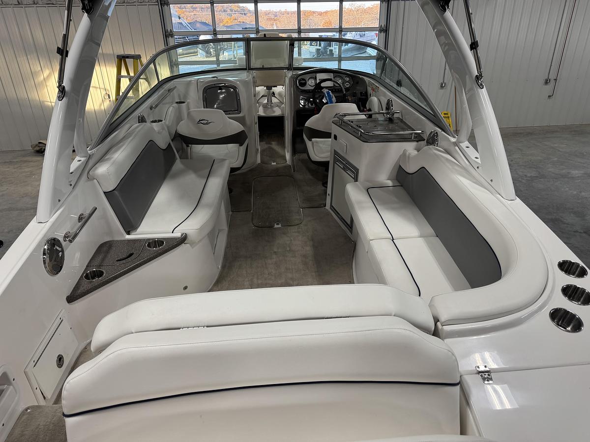 Used 2010 Rinker 296 BR