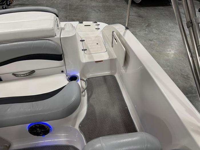 Used 2014 Starcraft 2000 Limited