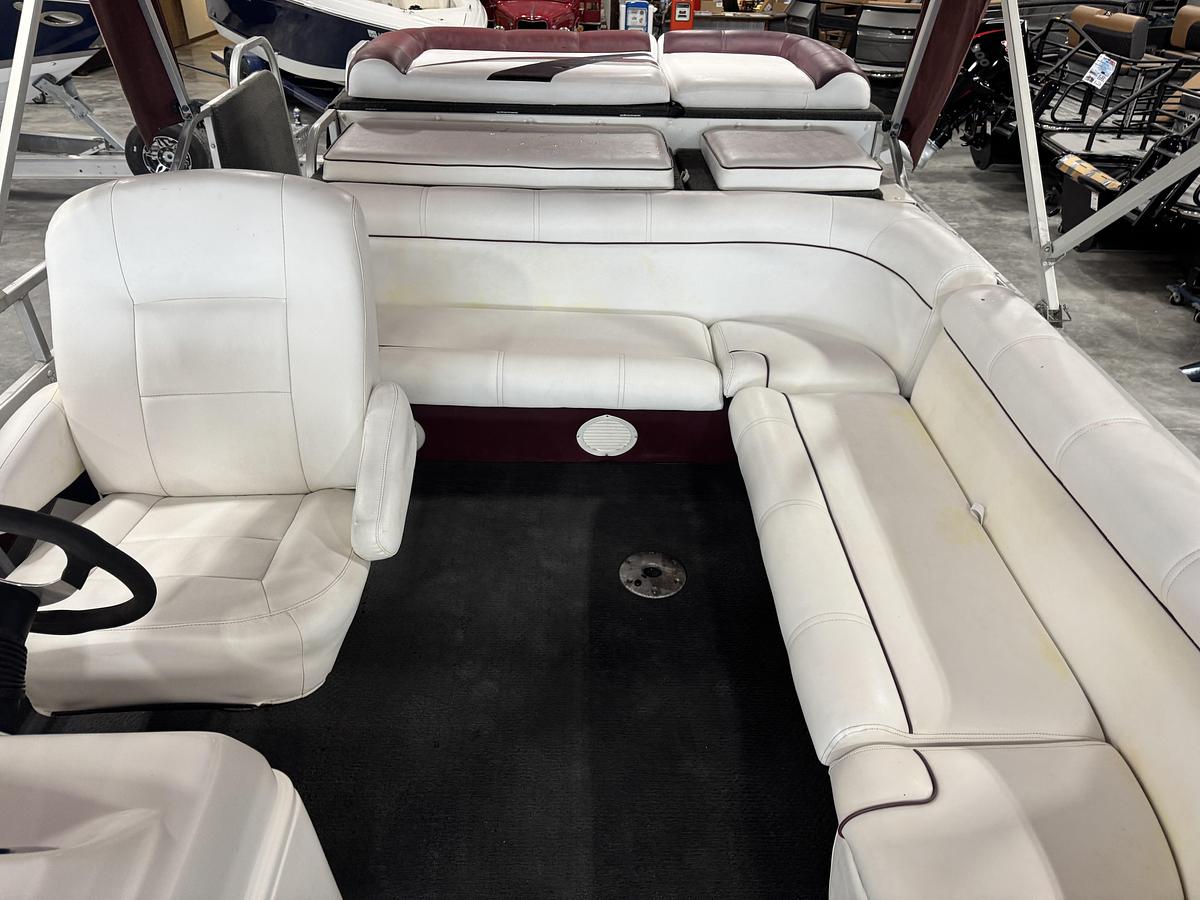Used 2008 PlayCraft 2600 Clipper