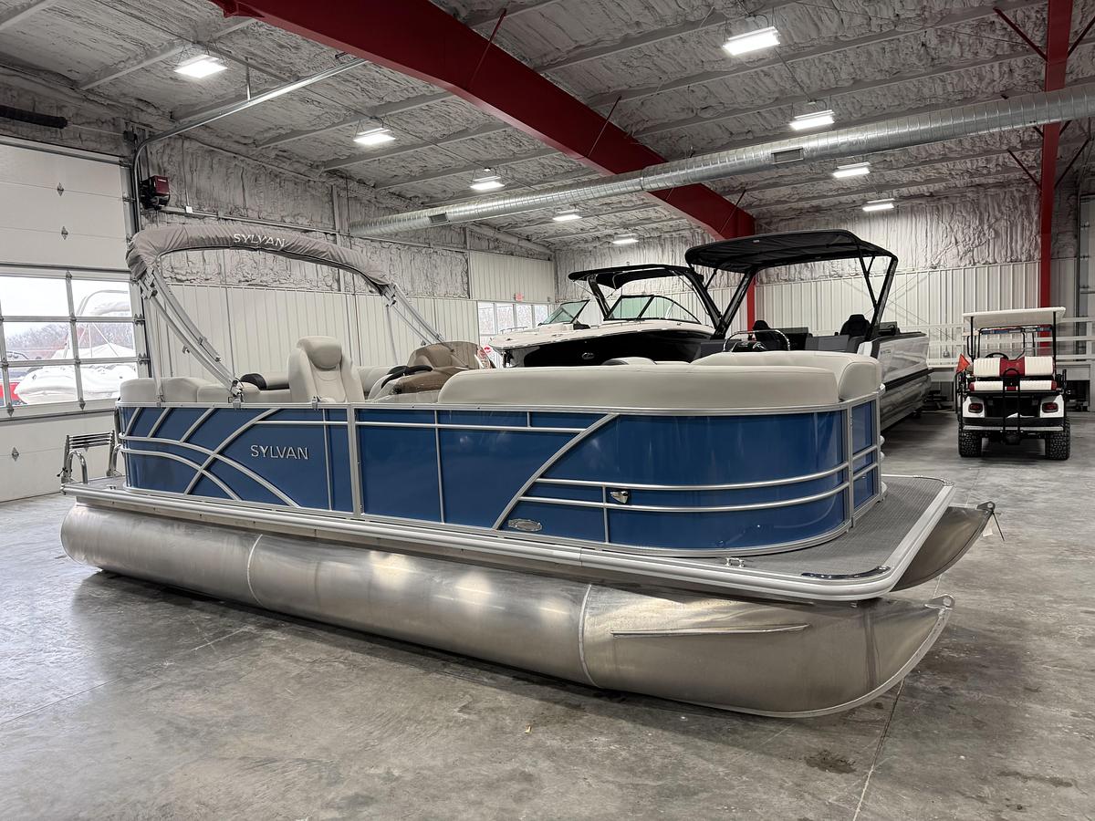 2025 Sylvan 8522 Mirage