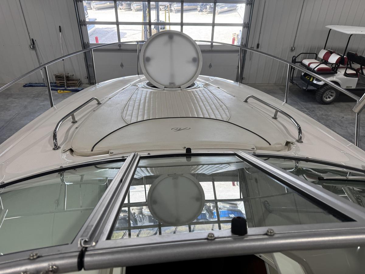 Used 2005 Monterey 250 CR