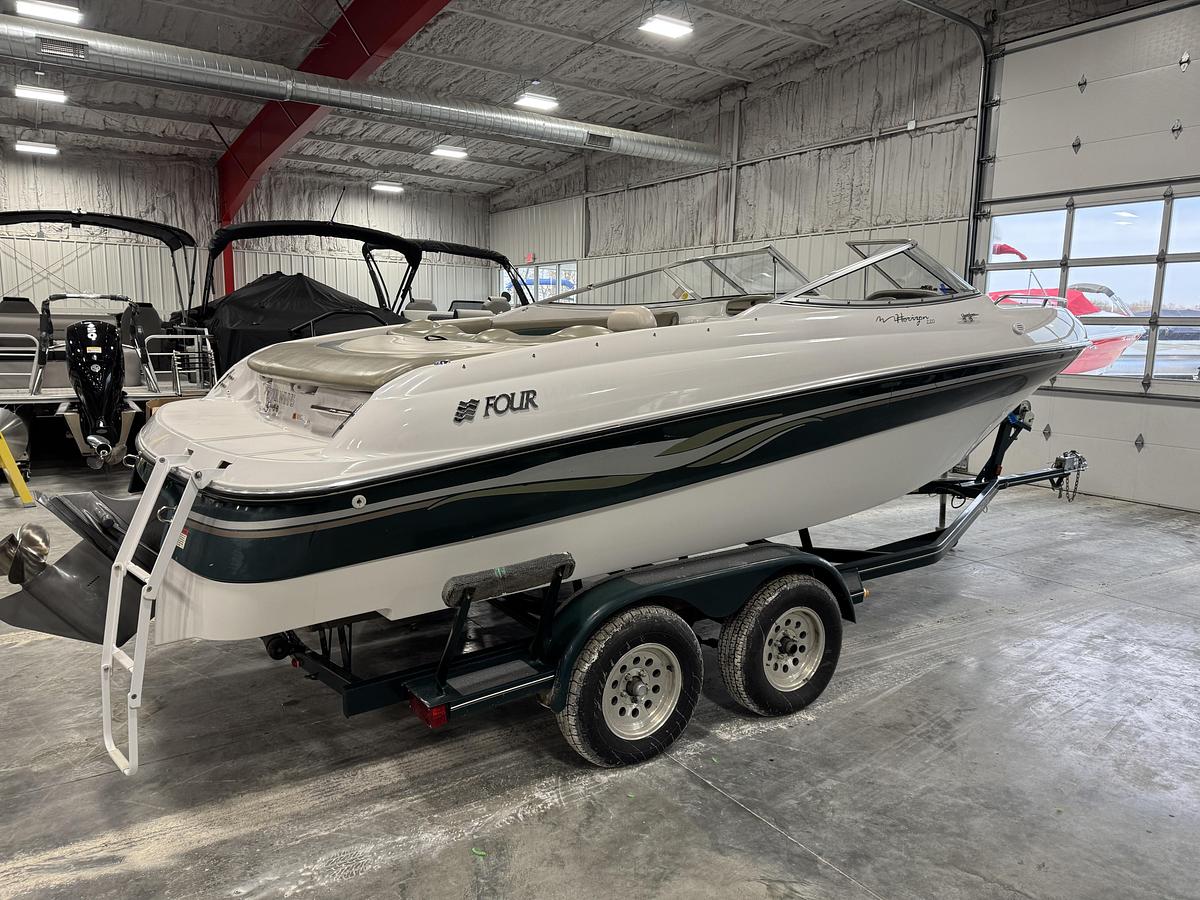 Used 1999 Four Winns 220 Horizon