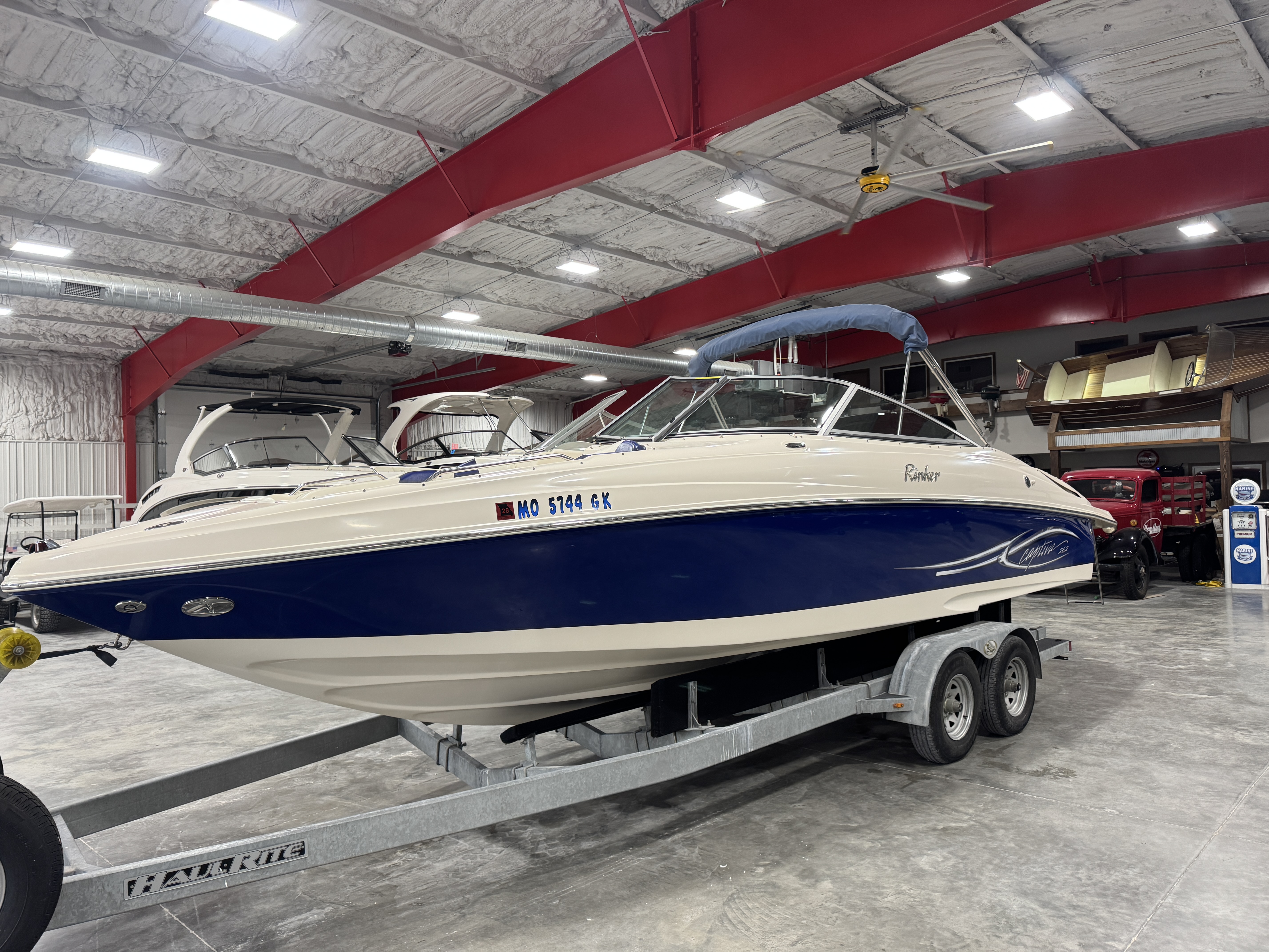 Used 2004 Rinker 262 BR