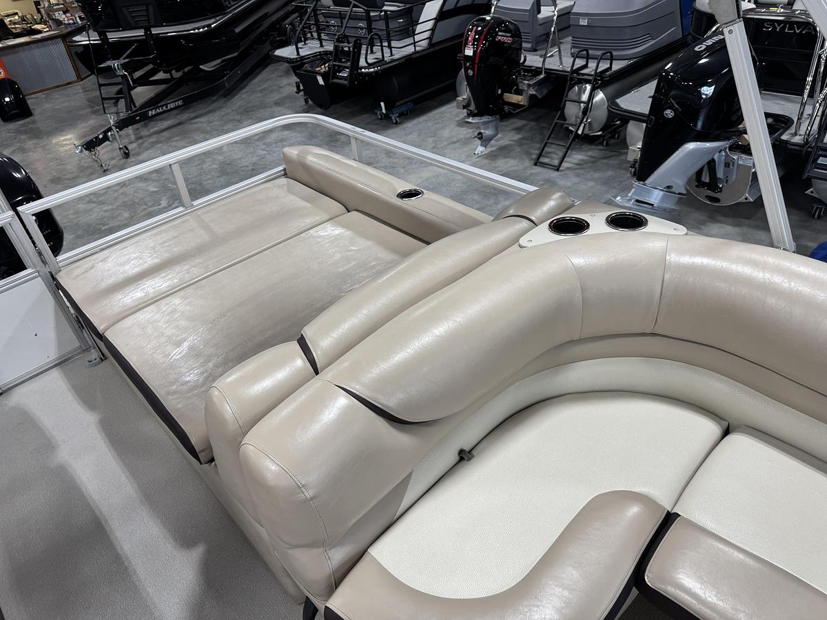 Used 2016 Sun-Tracker 24 Party-Barge DLX XP-3