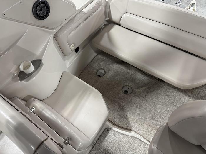 Used 2000 Regal 2760 Commodore