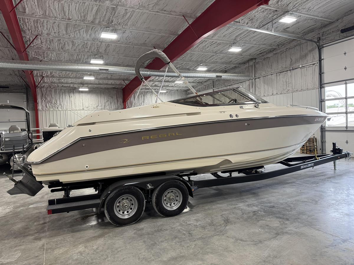 Used 1998 Regal 2800 LSR