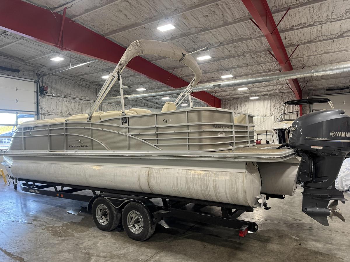 Used 2014 Bennington Q-25