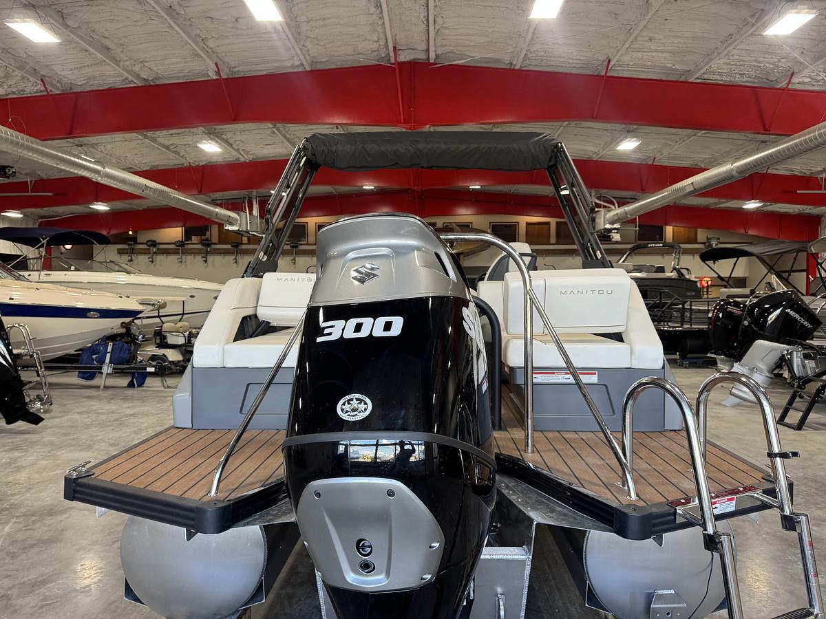 2025 Manitou 26 Explore