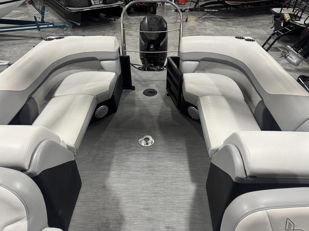 Used 2022 Lowe 270 SS