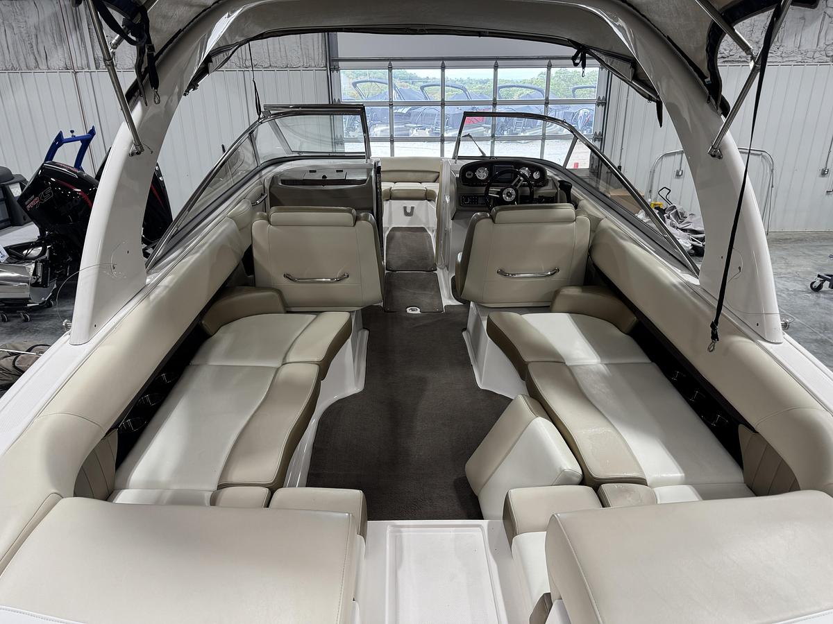 Used 2011 Regal 2700