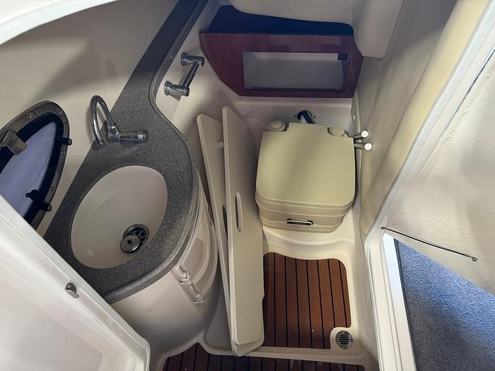 Used 2009 Regal 2700 Bowrider