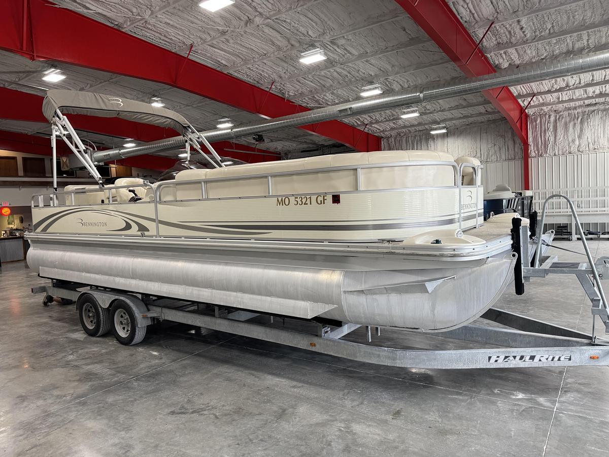 Used 2006 Bennington 2575 RL