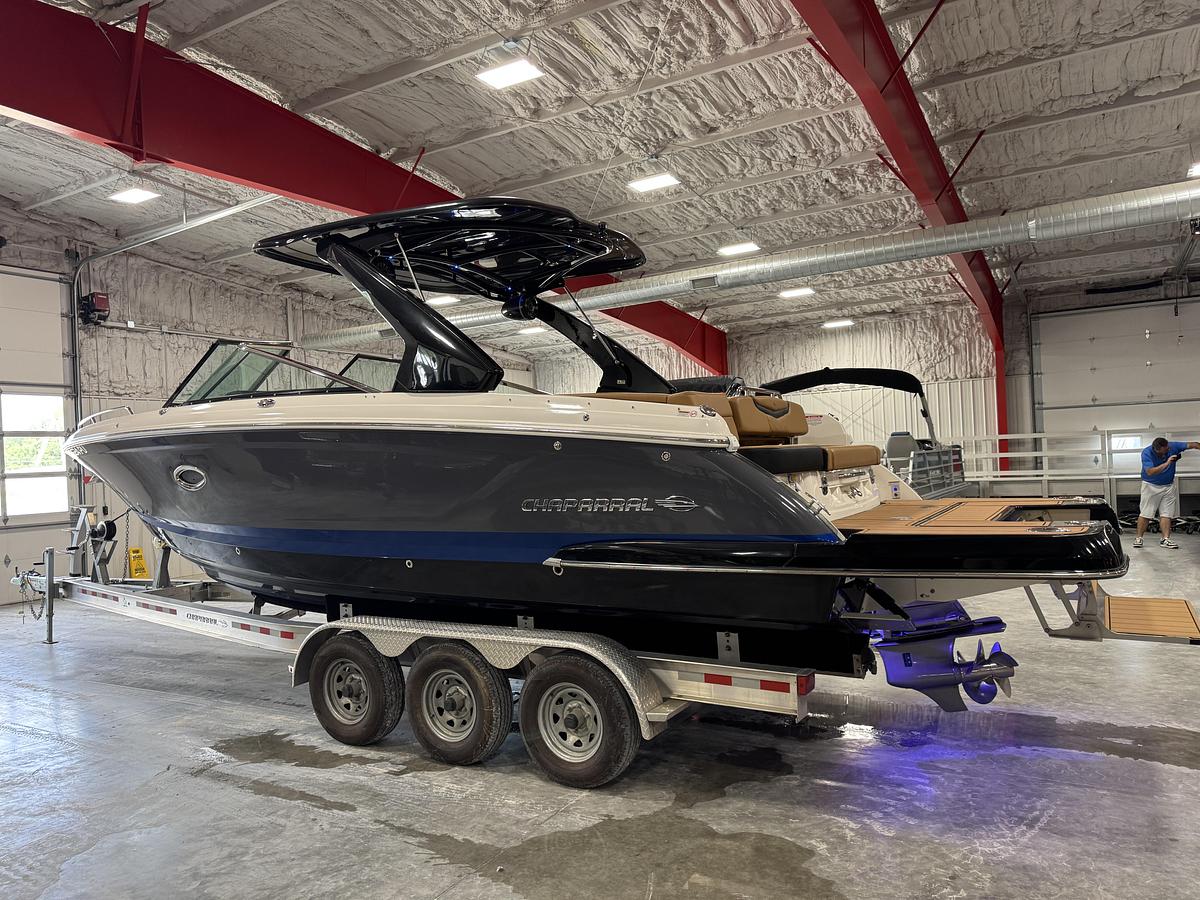 Used 2023 Chaparral 305 SSX