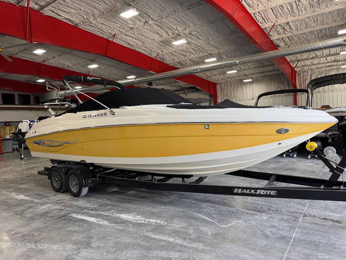 Used 2006 Rinker 282 BR
