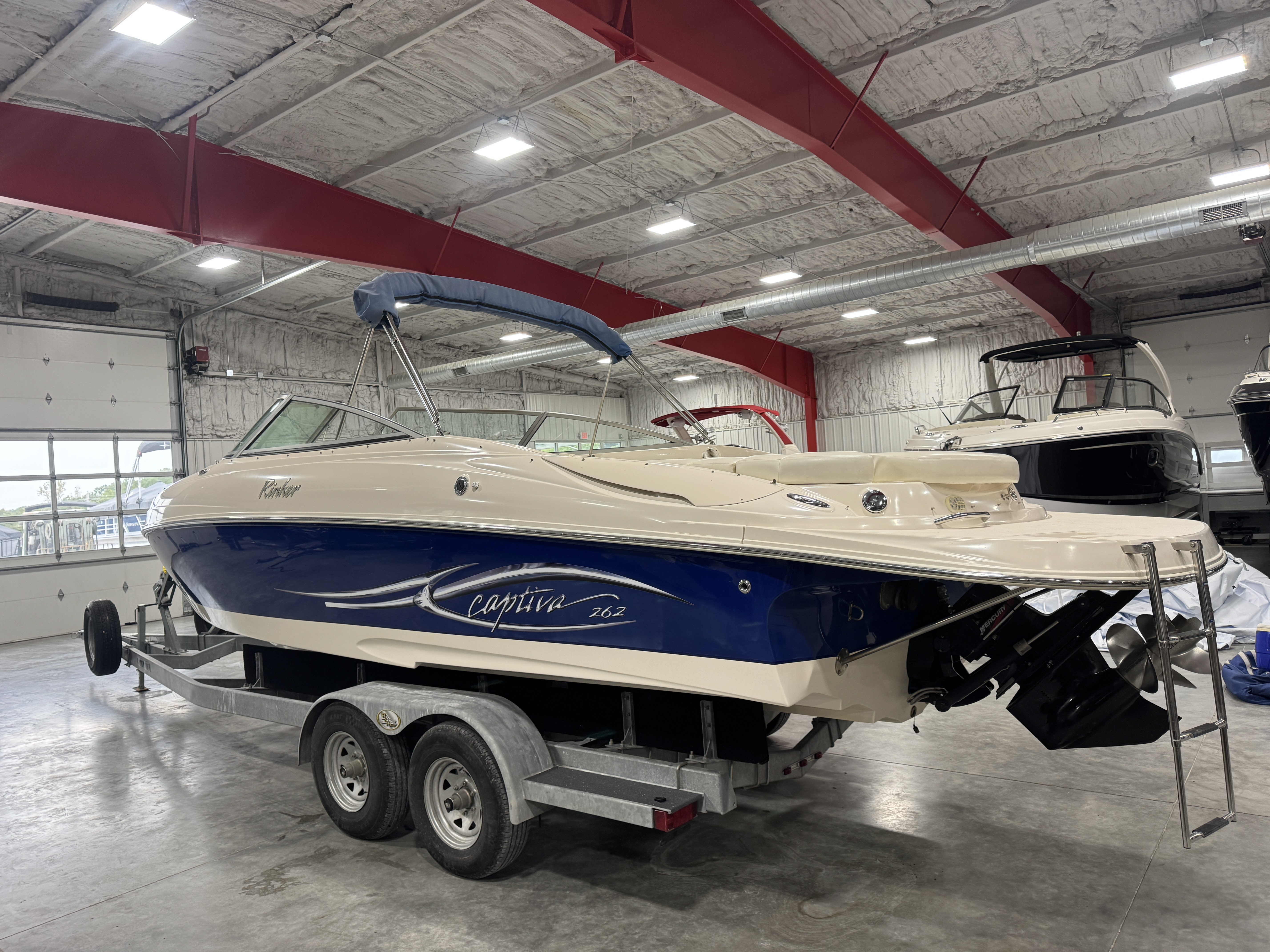Used 2004 Rinker 262 BR