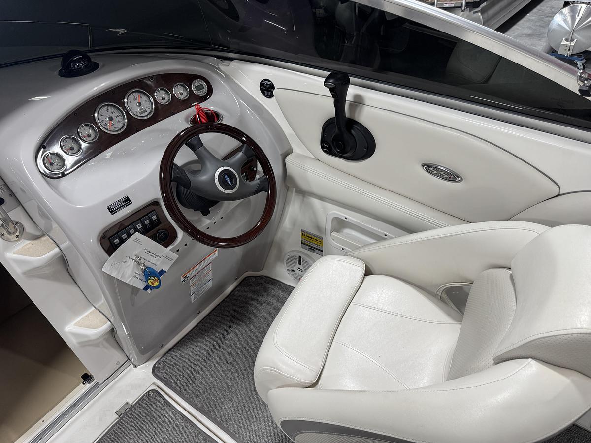 Used 2006 Chaparral 235 SSI