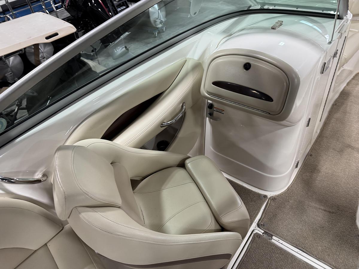 Used 2005 Chaparral 256 SSI