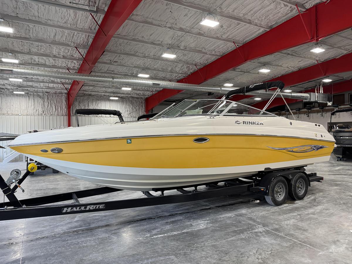 Used 2006 Rinker 282 BR