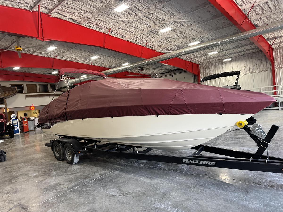 Used 2004 Crownline 270 BR