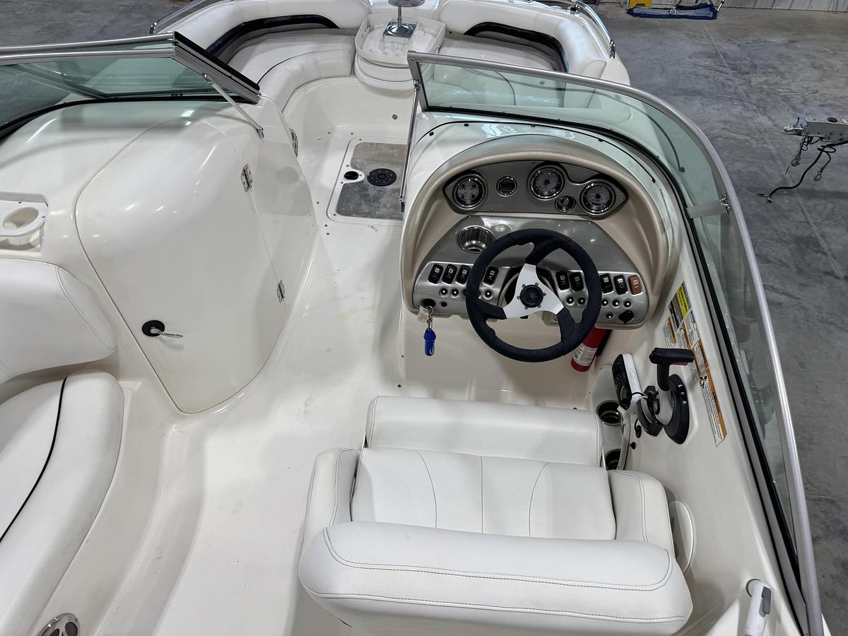 Used 2011 Hurricane 217 SD