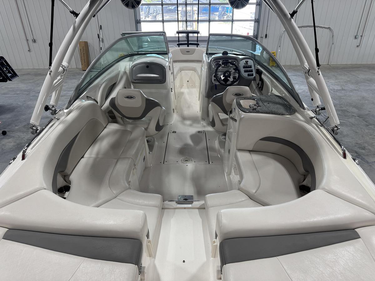 Used 2009 Chaparral 256 SSI