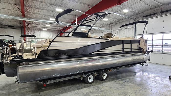 Used 2016 Harris Grand Mariner 270