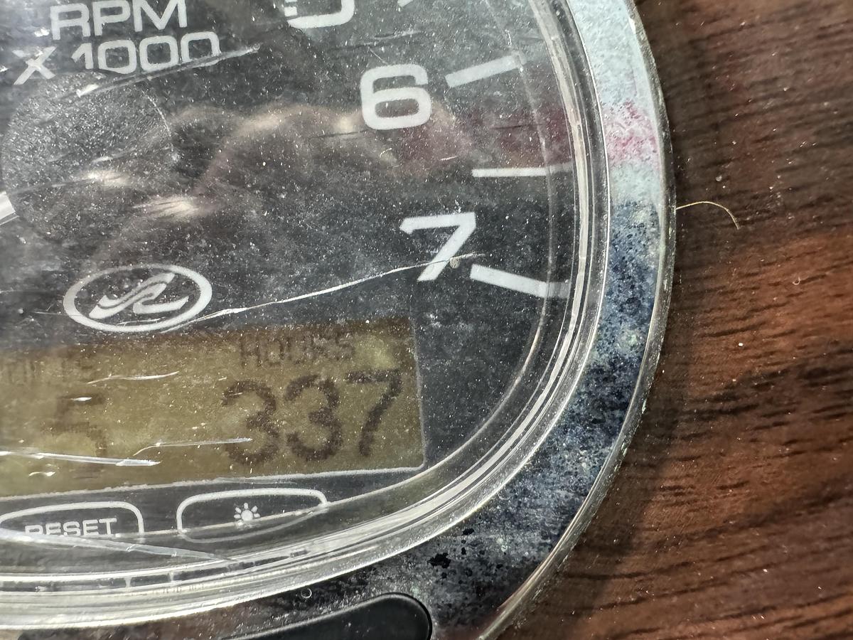 Used 2005 Sea Ray 240 Sundeck