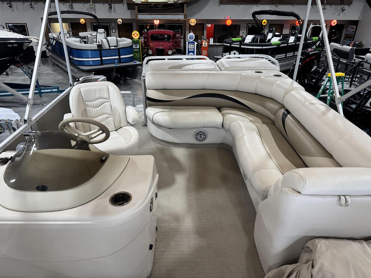 Used 2008 Crest 2570 II XRS