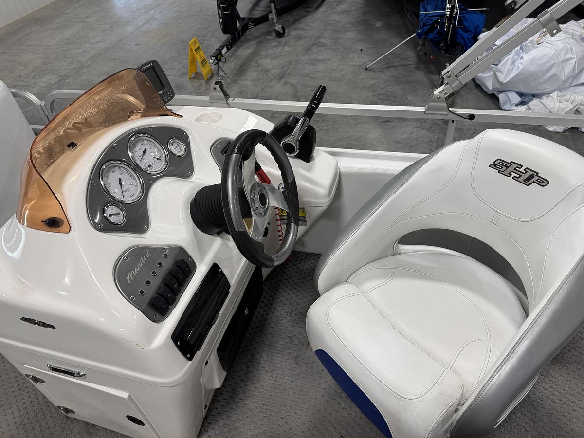 Used 2007 Manitou 25 Osprey SHP