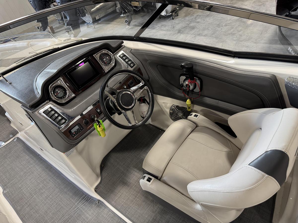 Used 2015 Chaparral 277 SSX