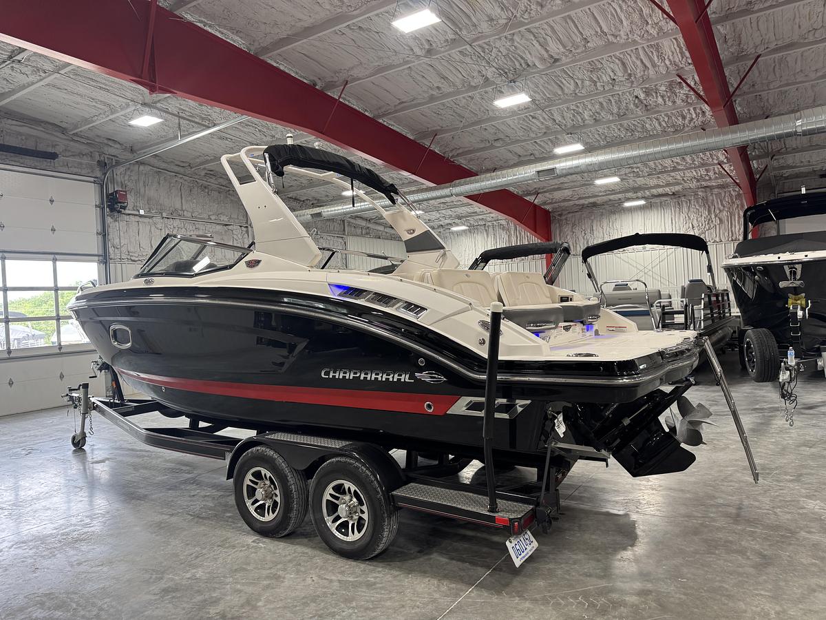 Used 2017 Chaparral 257 SSX