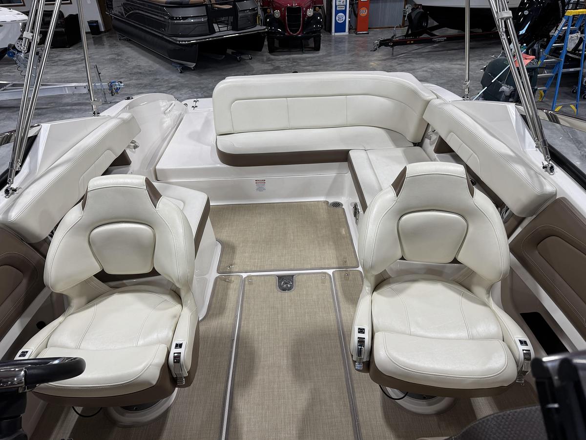 Used 2015 Chaparral 257 SSX