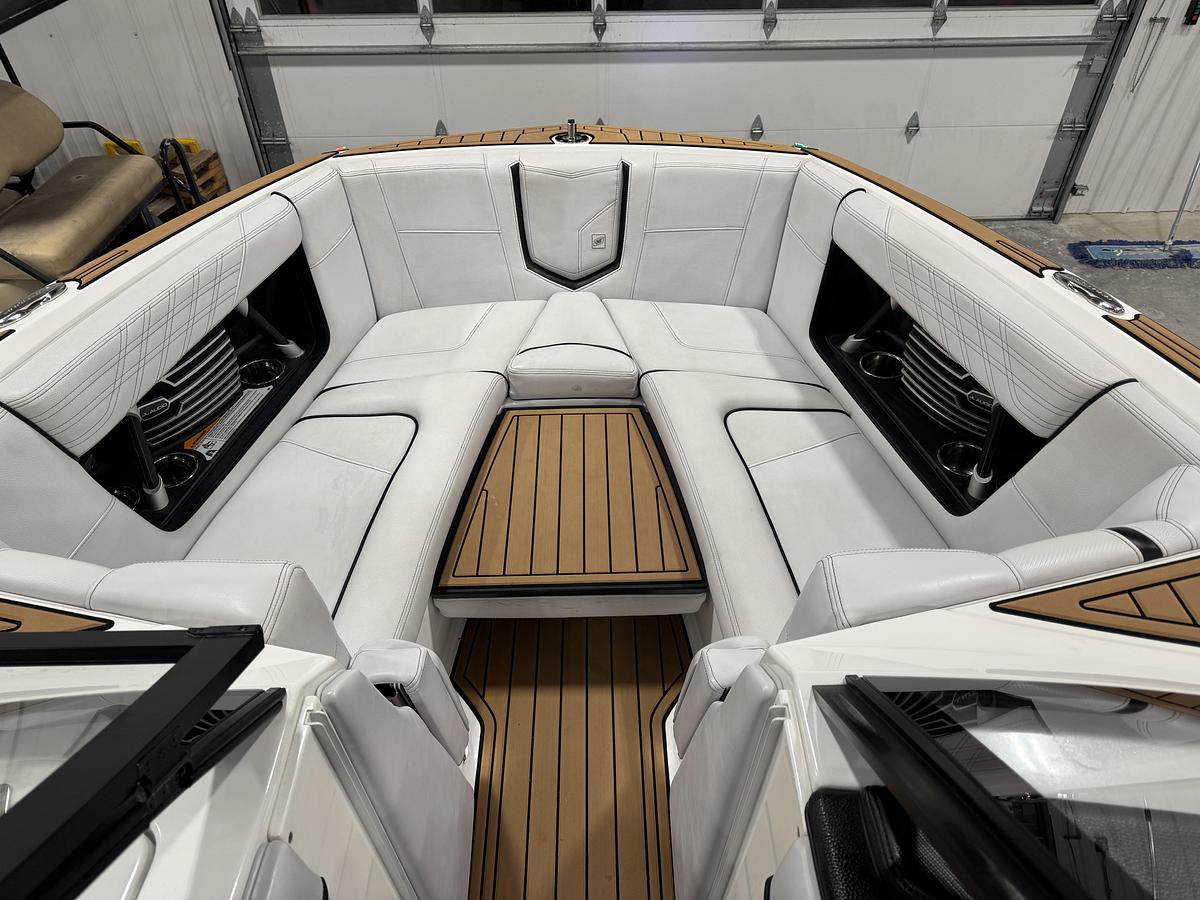 Used 2019 Natique G-23