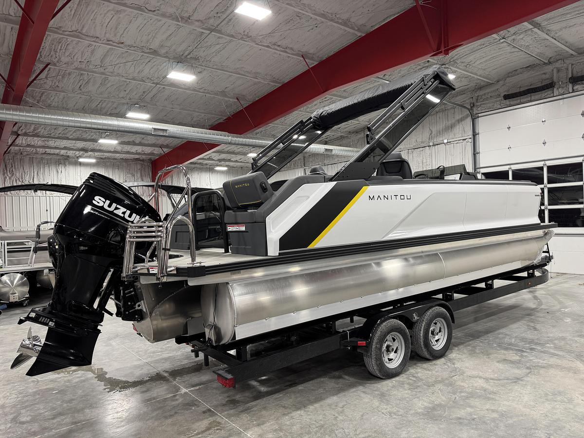 2025 Manitou 24 Explore