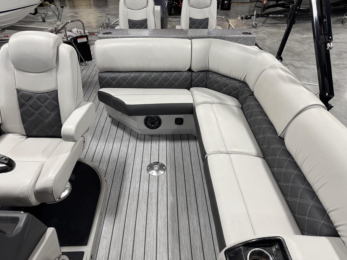 Used 2020 G3 326 SE Diamond Edition