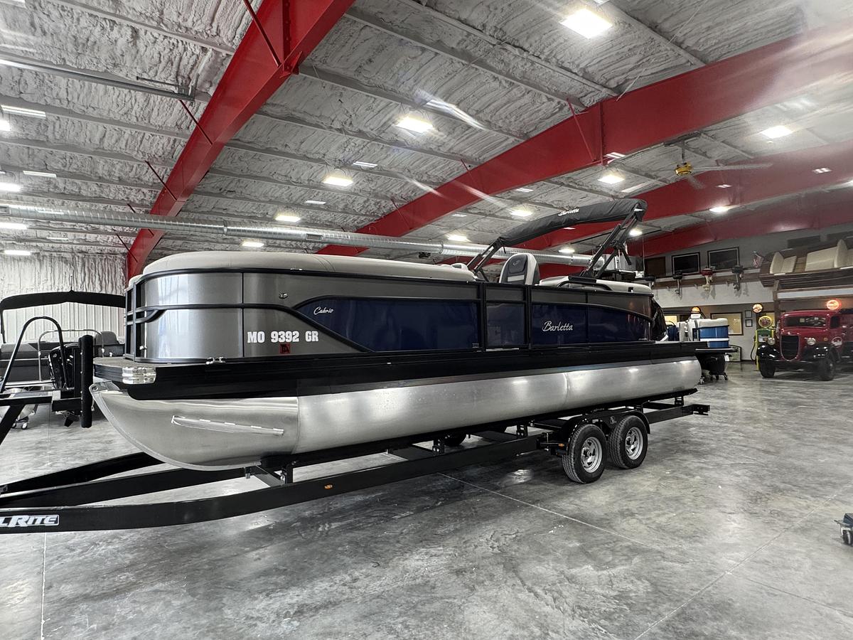 Used 2025 Barletta 24 QC