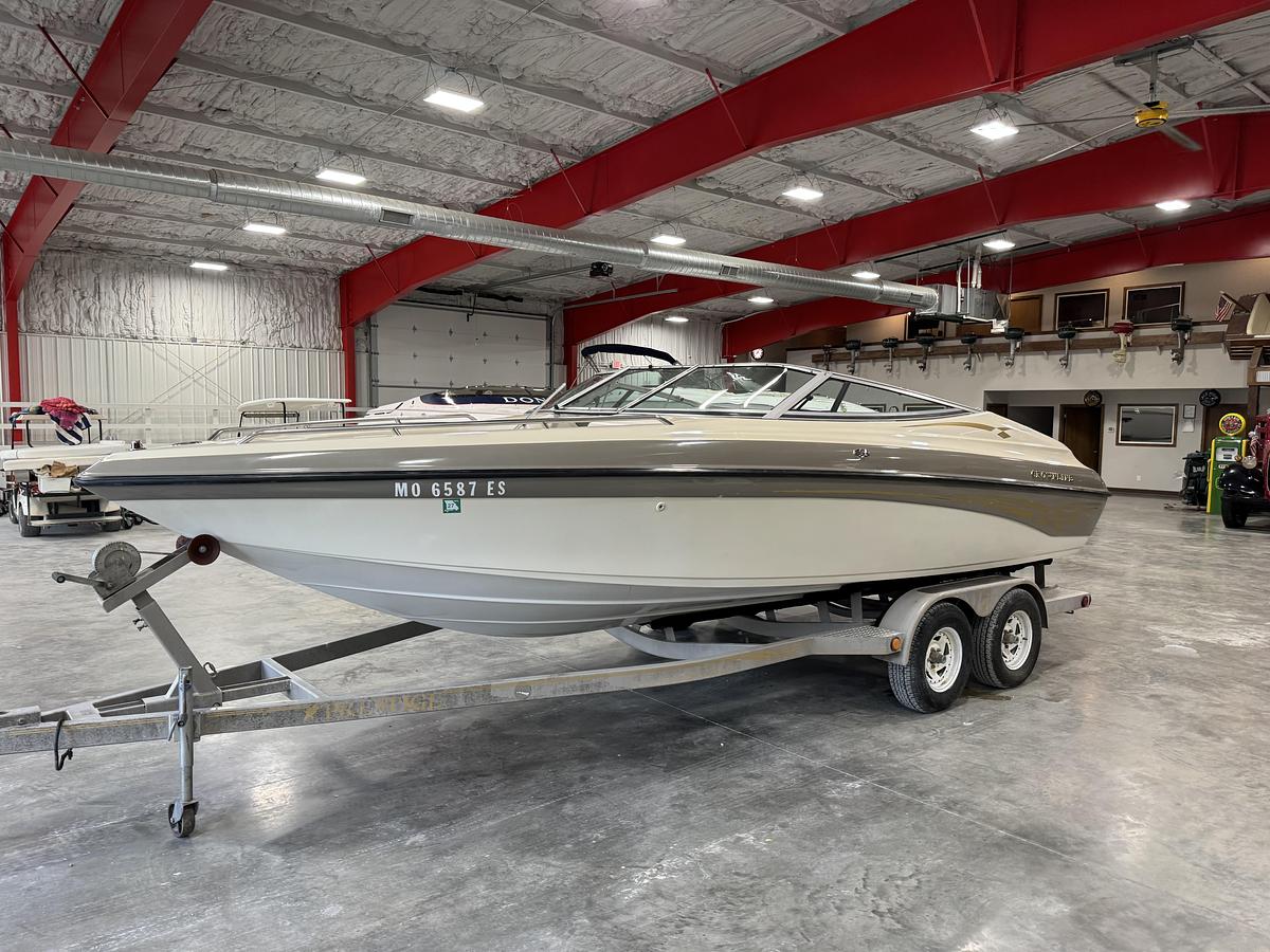 Used 2000 Crownline 225 BR