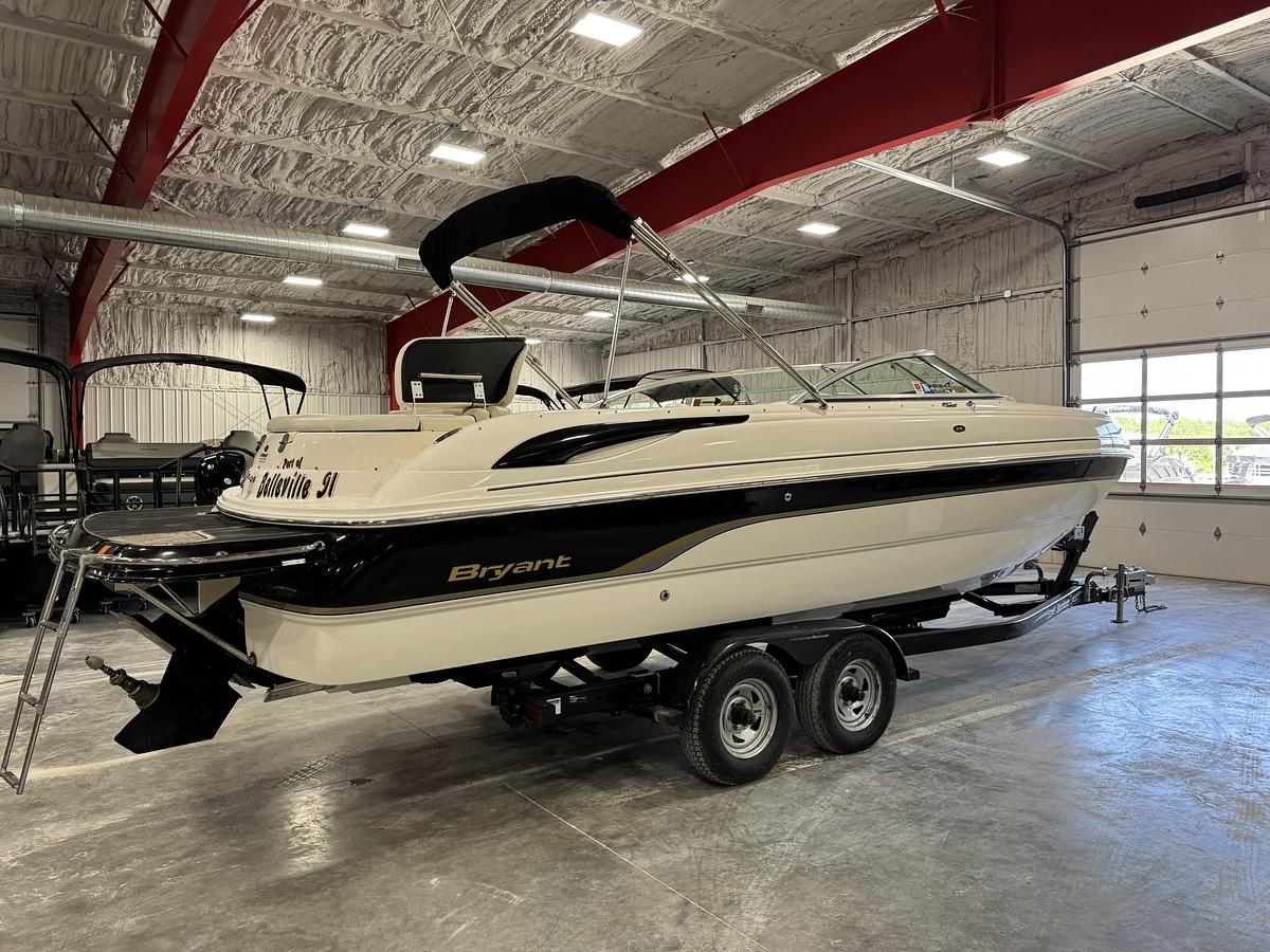 Used 2007 Bryant 270 BR