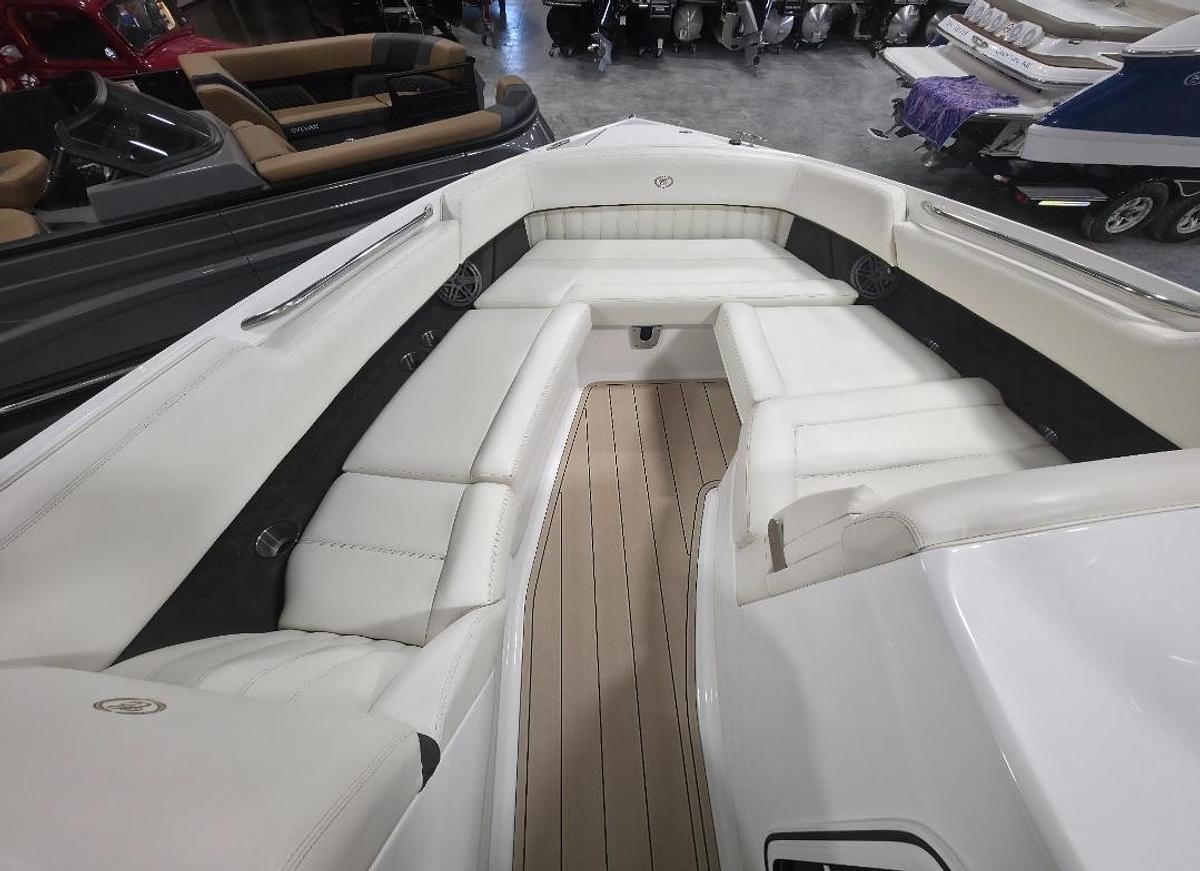 Used 2016 Cobalt 336 BR