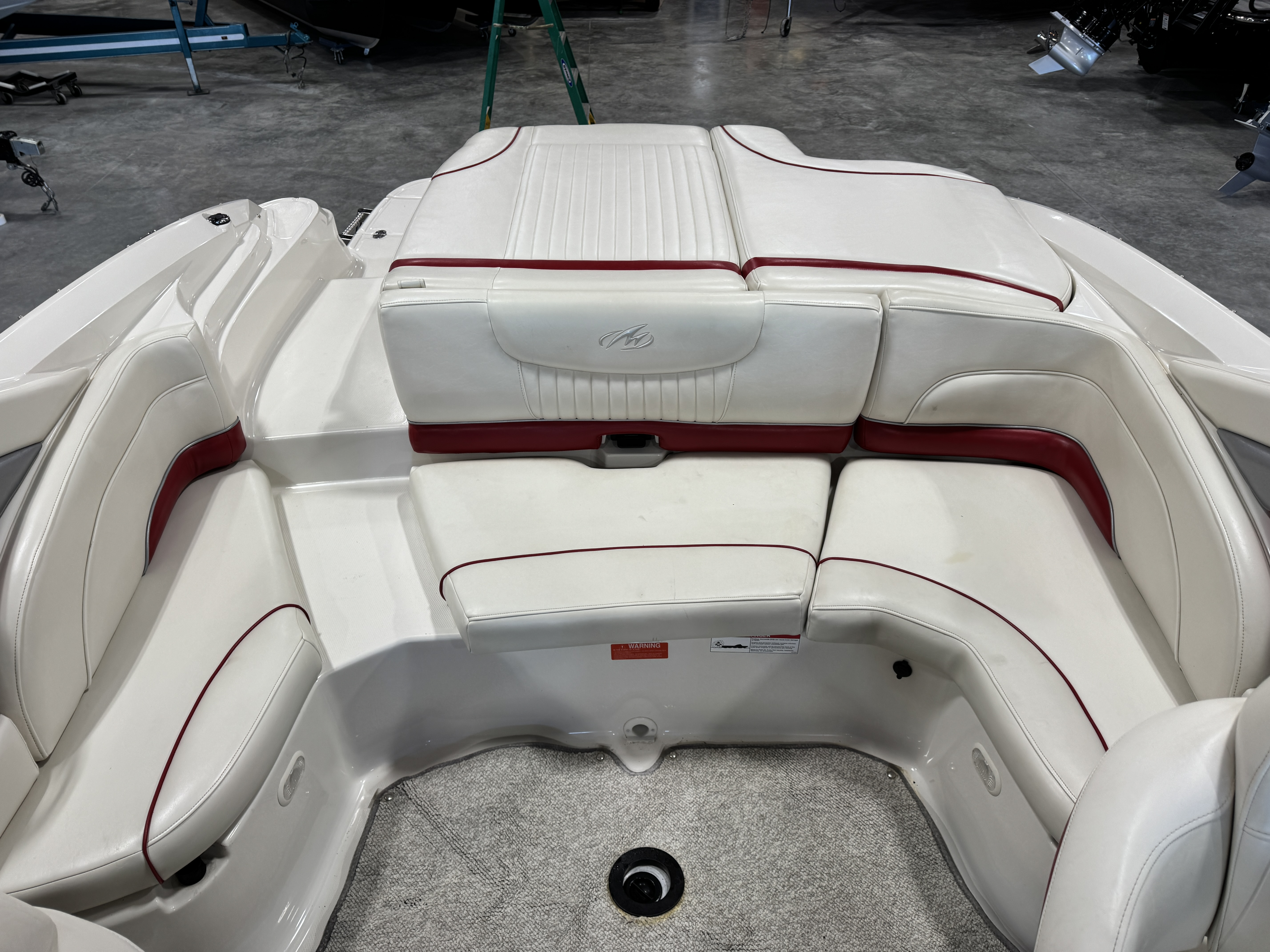 Used 2006 Monterey 234 FS