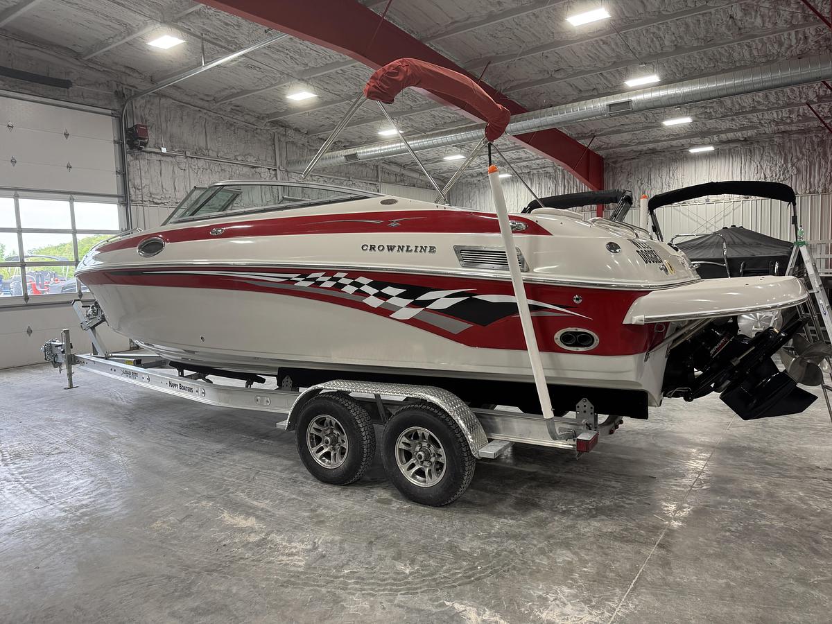 Used 2003 Crownline 270 BR